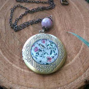 Gold Floral Vintage LOCKET Pendant